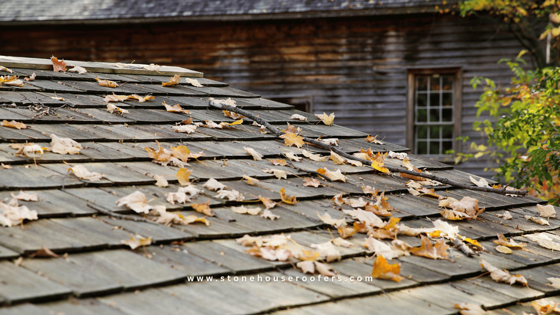 Fall Roof Checklist: Essential Steps for a Worry-Free Winter